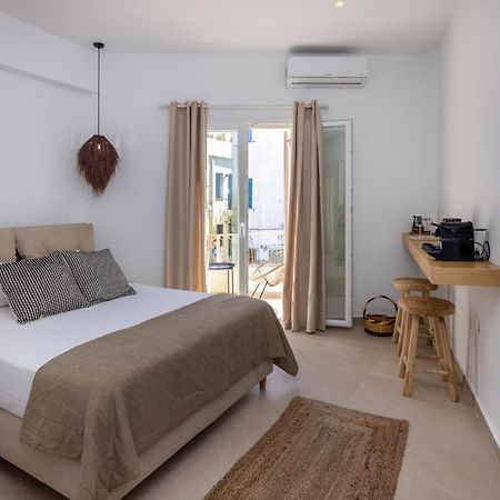 Alora Suites Tínos Exteriör bild
